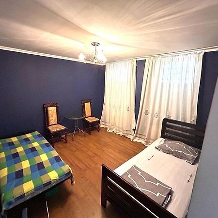 Booboo Flat In Italian Yard Apartment Tbilisi ภายนอก รูปภาพ